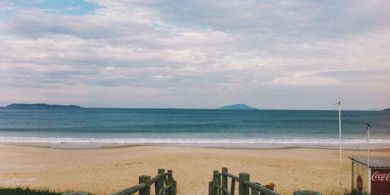 超越疾病治疗:整合护理、整体健康与专业护理在现代健康照护中的融合